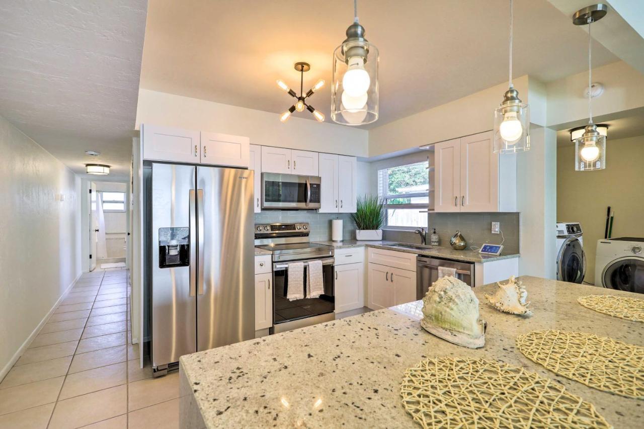 Cute And Cozy Florida Duplex Walk To Beaches! Cocoa Beach Exterior photo