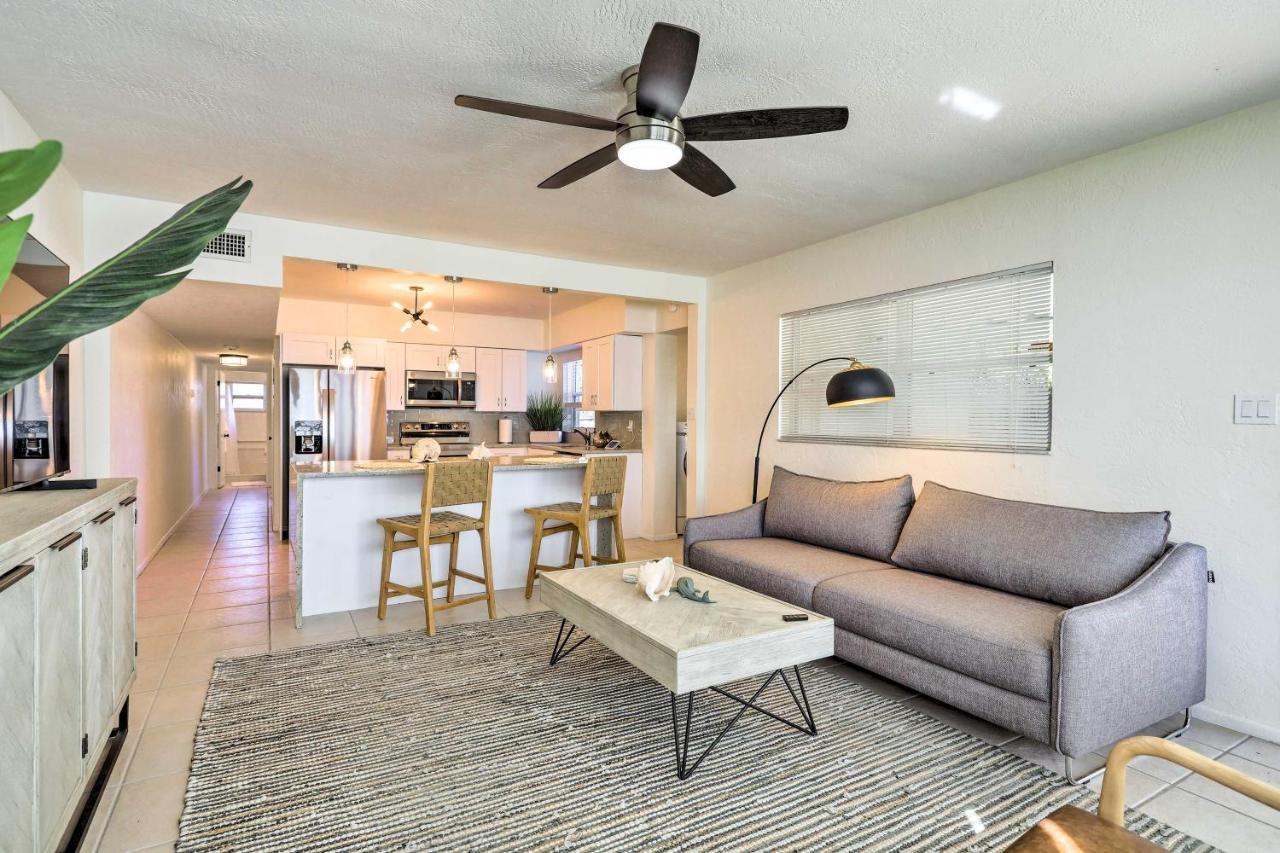 Cute And Cozy Florida Duplex Walk To Beaches! Cocoa Beach Exterior photo